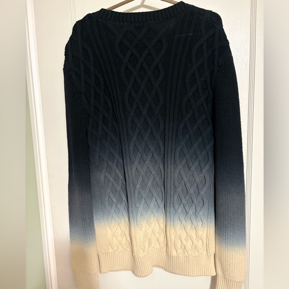 Express Men's Ombré Black and Cream Crewneck Sweater - Picture 6 of 6